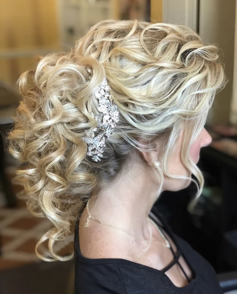 Exquisite Updo Hairstyle