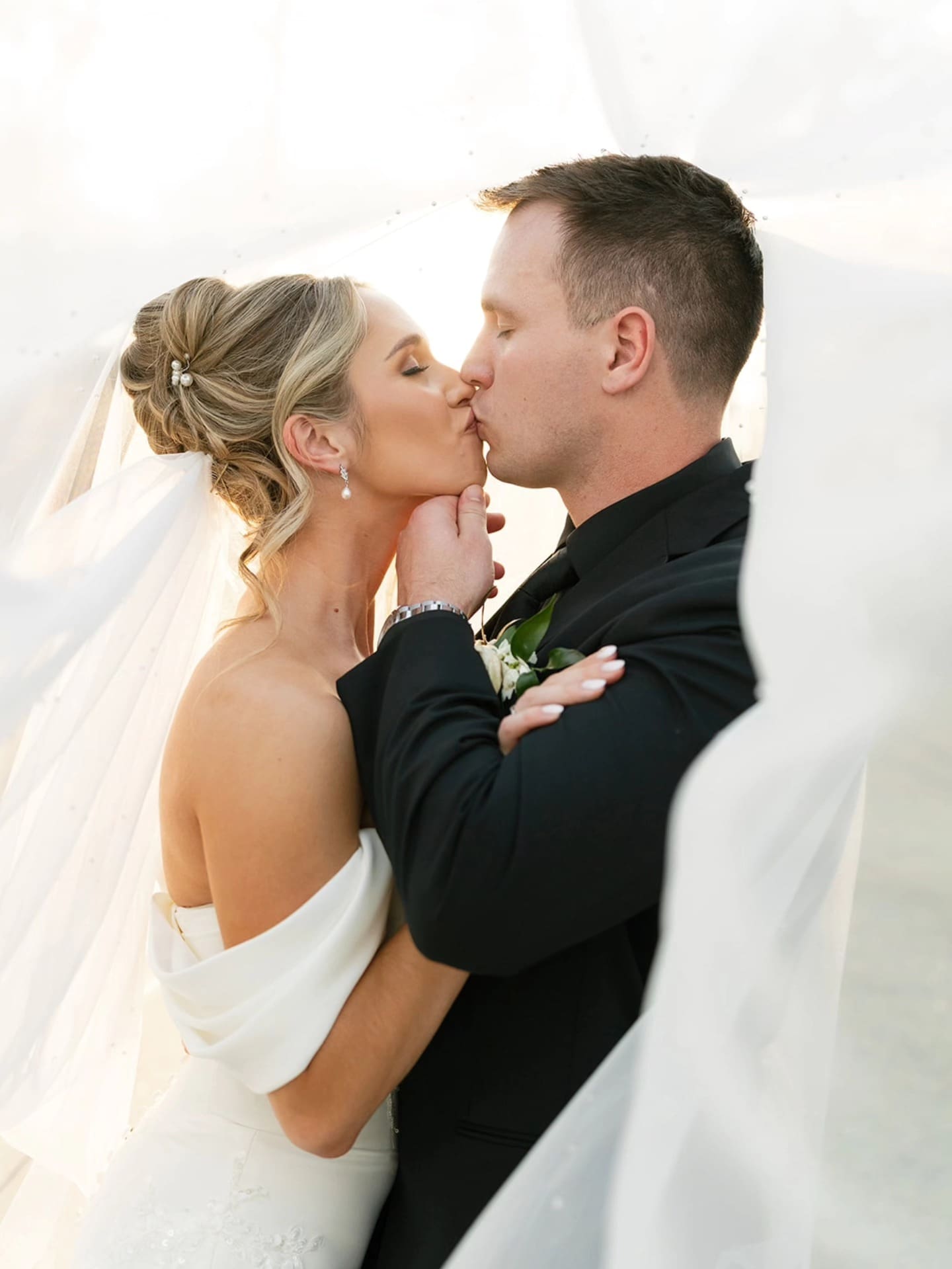 Central Florida bride's summer wedding glam by Kristy's Artistry
